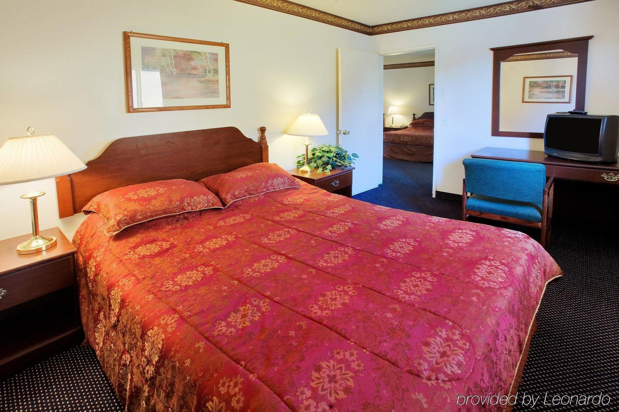 Anaheim Astoria Inn & Suites Kamer foto